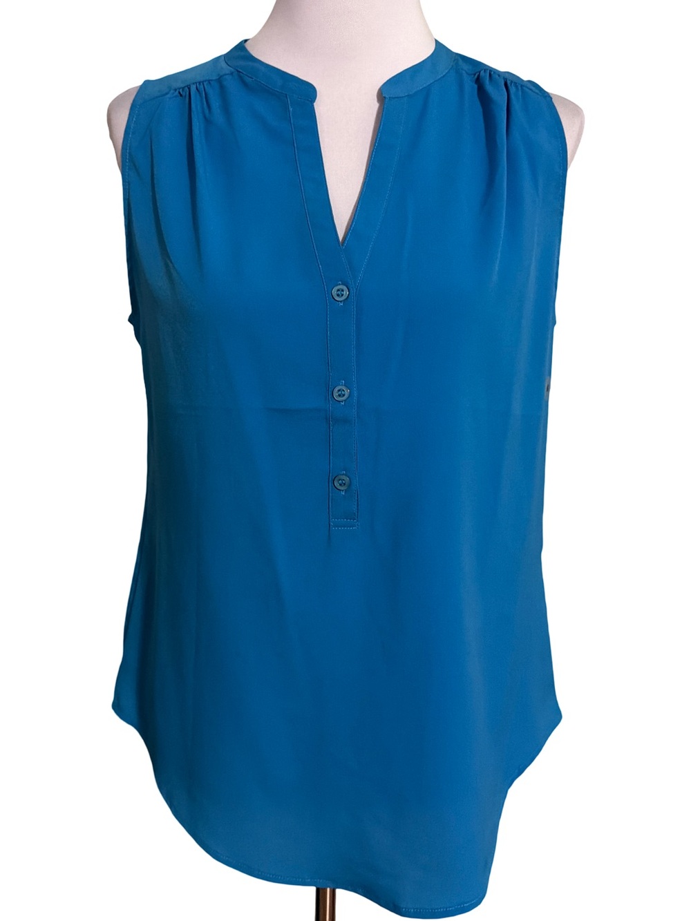 New York & Company Sleeveless Teal Blouse Button Placket